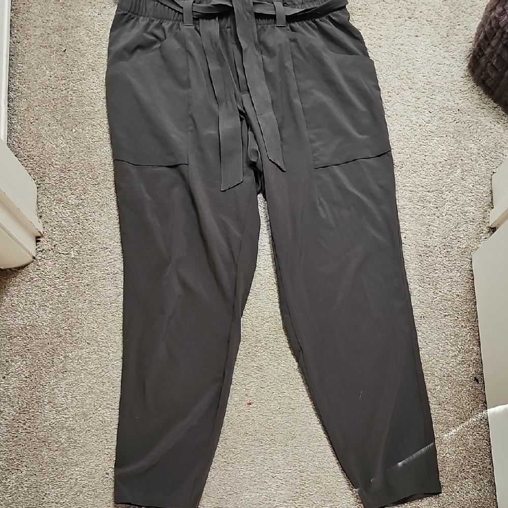 Athleta Green Ankle Pants